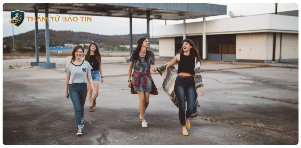 thuê thám tử theo dõi con cái